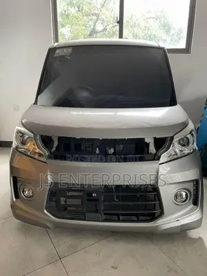 Suzuki Spacia MK42S Face Cut Complete