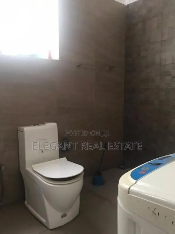 09 Bedroom Unfurnished House for Sale in Battaramulla (A2949)
