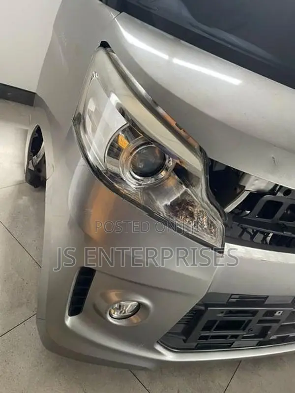 Suzuki Spacia MK42S Face Cut Complete
