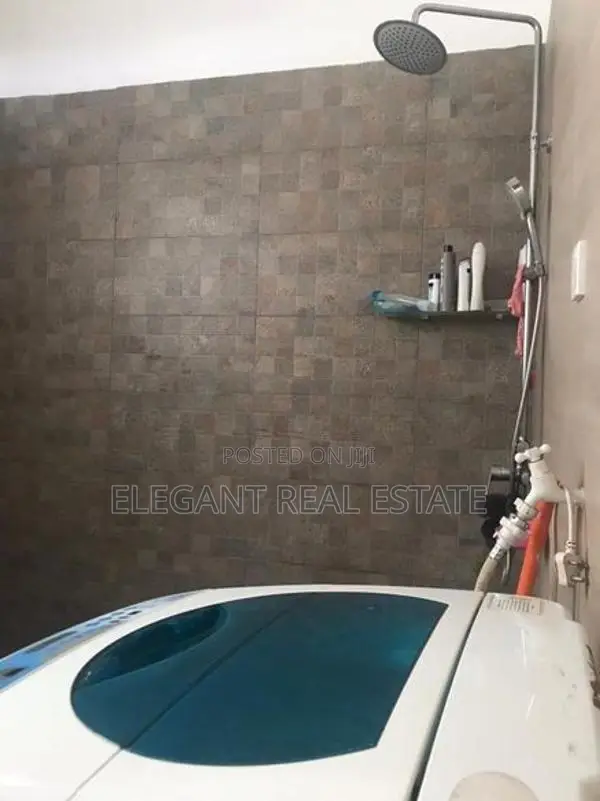 09 Bedroom Unfurnished House for Sale in Battaramulla (A2949)