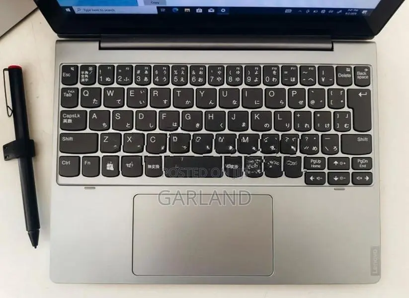 Lenovo 2-in-1 Detachable Laptop-Japan
