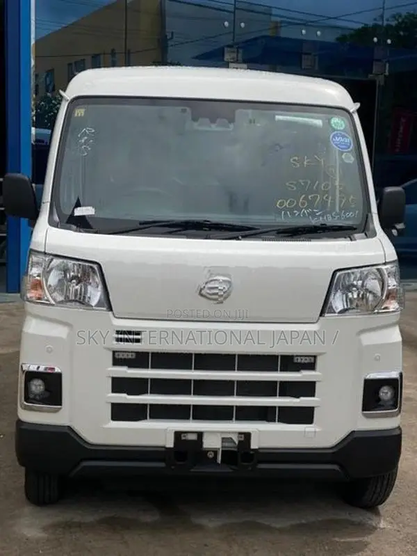 Daihatsu Hijet 2023