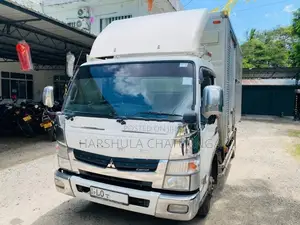 Mitsubishi Fuso 2016