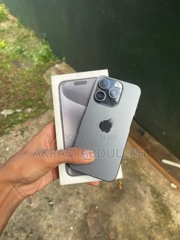Apple iPhone 15 Pro (Used)