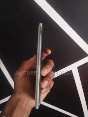 Samsung Galaxy A50 (Used)