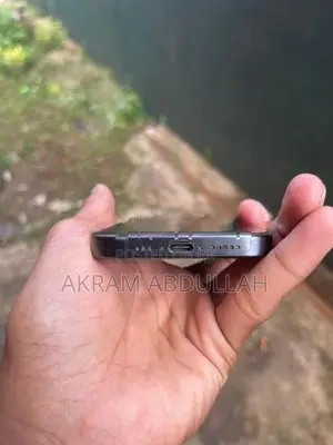 Apple iPhone 15 Pro (Used)