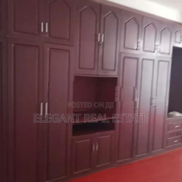 03 Bedroom Storied House for Rent in Colombo 05 (A6150)