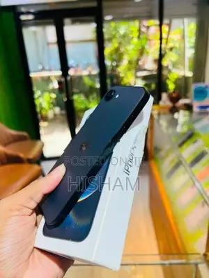 Apple iPhone 16e 128GB (Used)