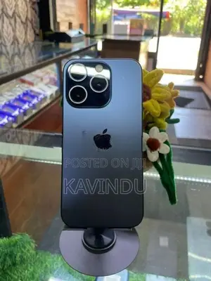 Apple iPhone 15 Pro (Used)