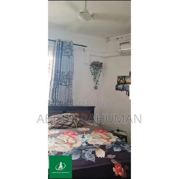 3 Story Office Space - Mahragama