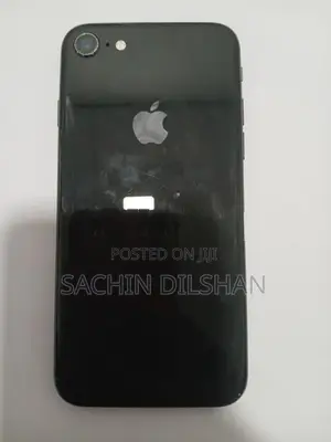Apple iPhone 8 (Used)