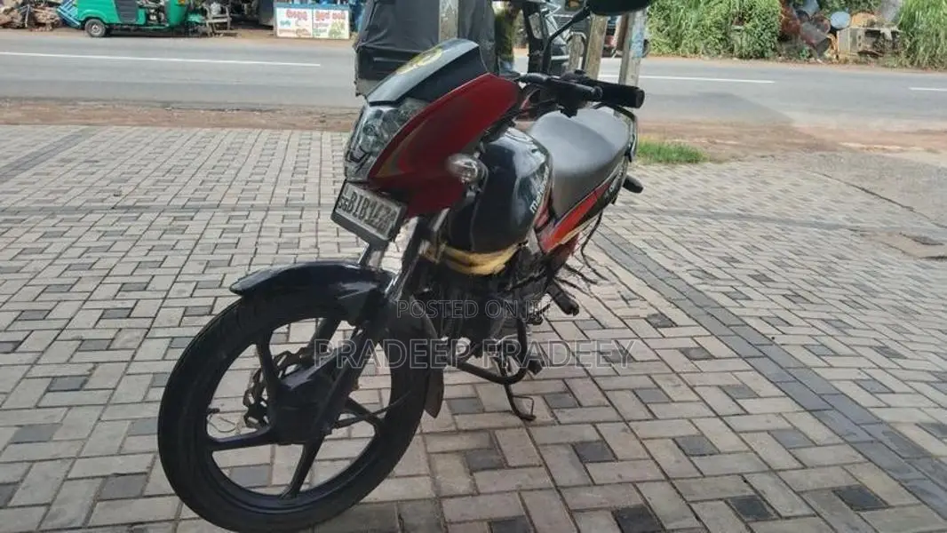 Mahindra Centuro 2019