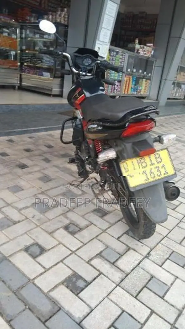 Mahindra Centuro 2019