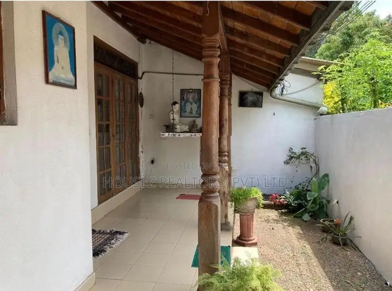 Prime Commercial Property for Sale-Ratmalana