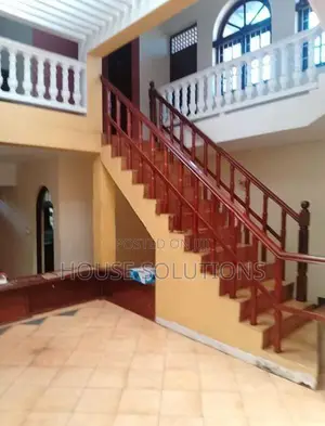🌿 14 Perches Land for Sale with Large Two-Storey House – Mount Lavinia
