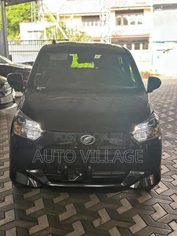 Daihatsu Mira X Grade 2025