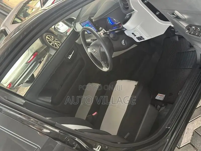 Daihatsu Mira X Grade 2025