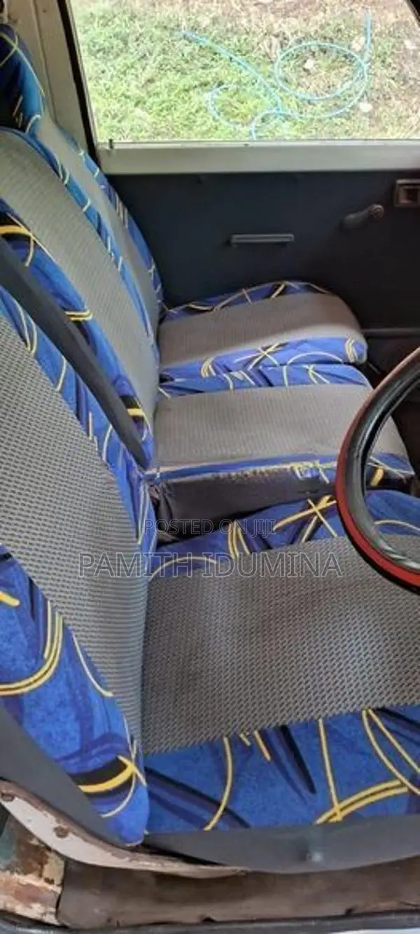 Toyota Hiace LH20 1980