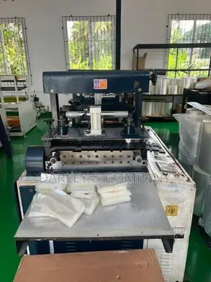 Center Seal Pouch Machine