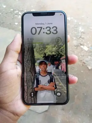 Apple iPhone XS (Used)