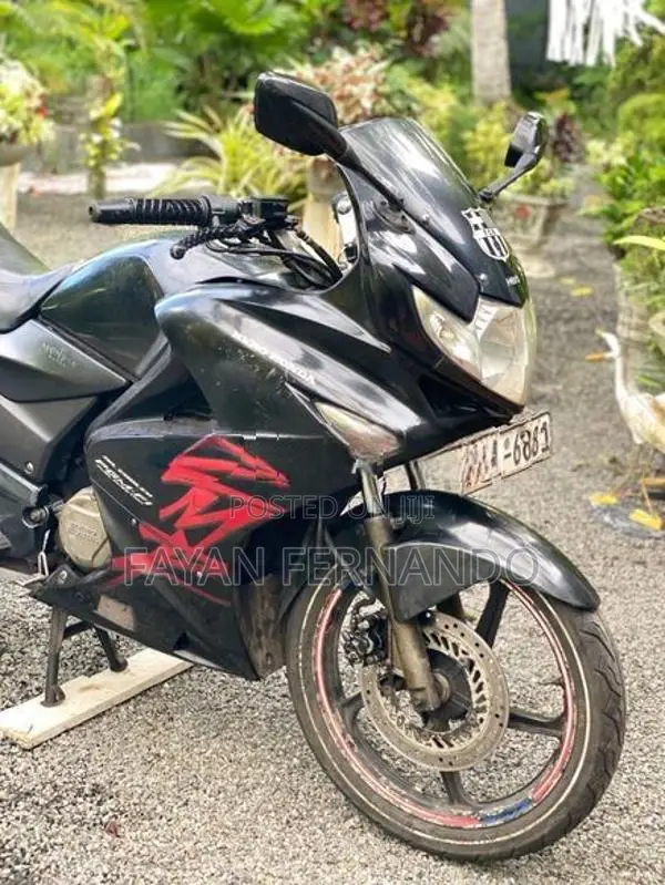 Hero Karizma ZMR 2011