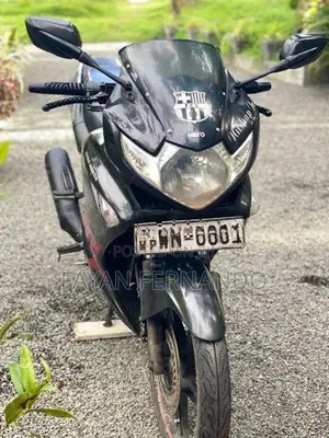 Hero Karizma ZMR 2011