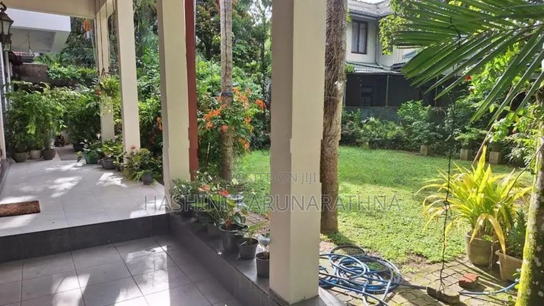 Lovely Modern House for Rent in Thalawathugoda Rd Hokandara