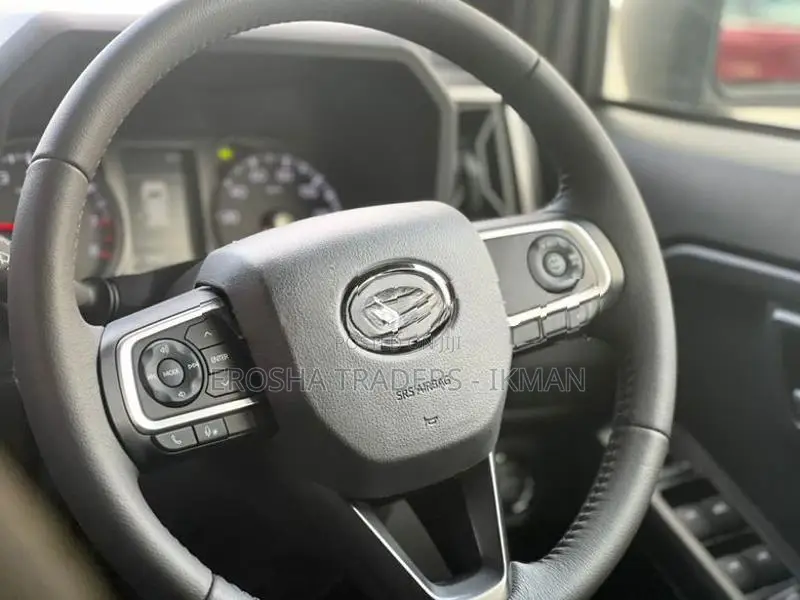 Daihatsu Taft G Chrome 2025