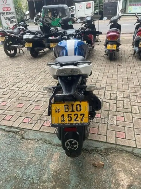 TVS Apache 2020