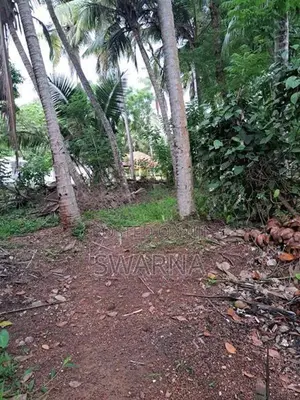 Land for Sale with House Near Medical College Kuliyapitiya