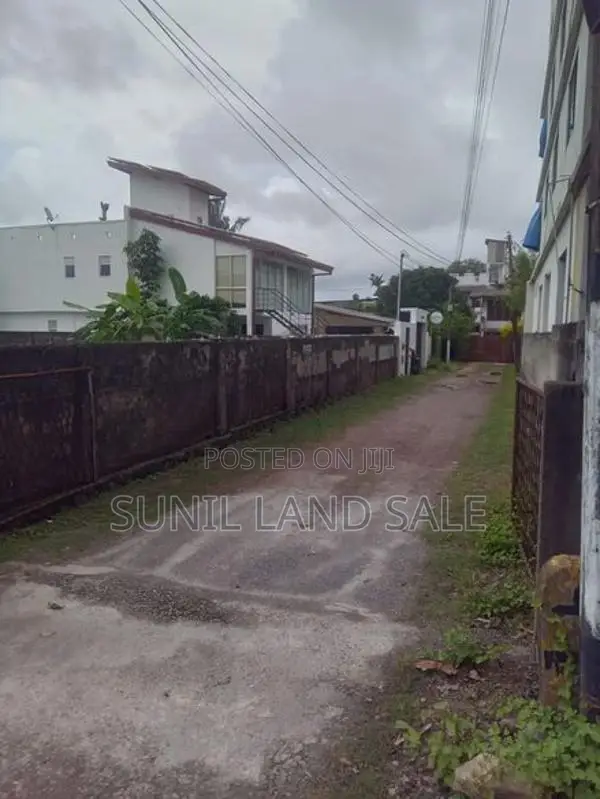 (SLS 4) 23 Perches Land for Sale in Dehiwala-Maharagama Road