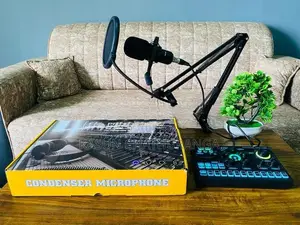Maxmark Condenser Microphone with Sound Card