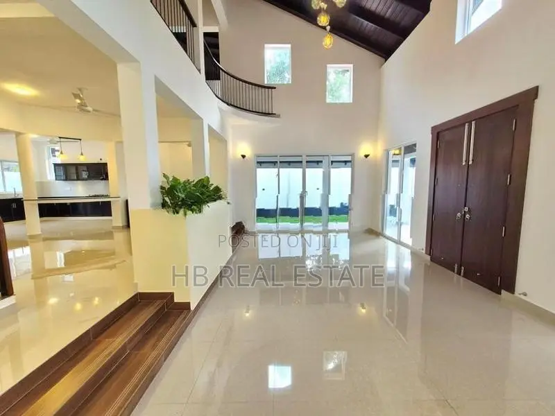 Architecture Designed Luxury Two Storey House Piliyandala