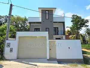 Kottawa Architecture Designed Super Luxury Three Storey House