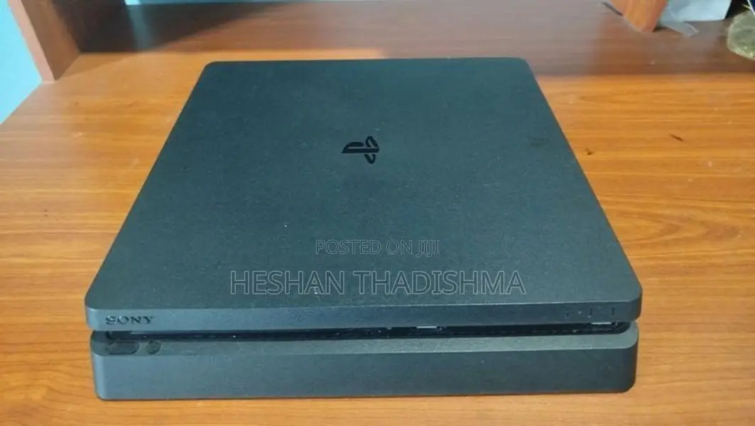 PS4 Slim 1TB