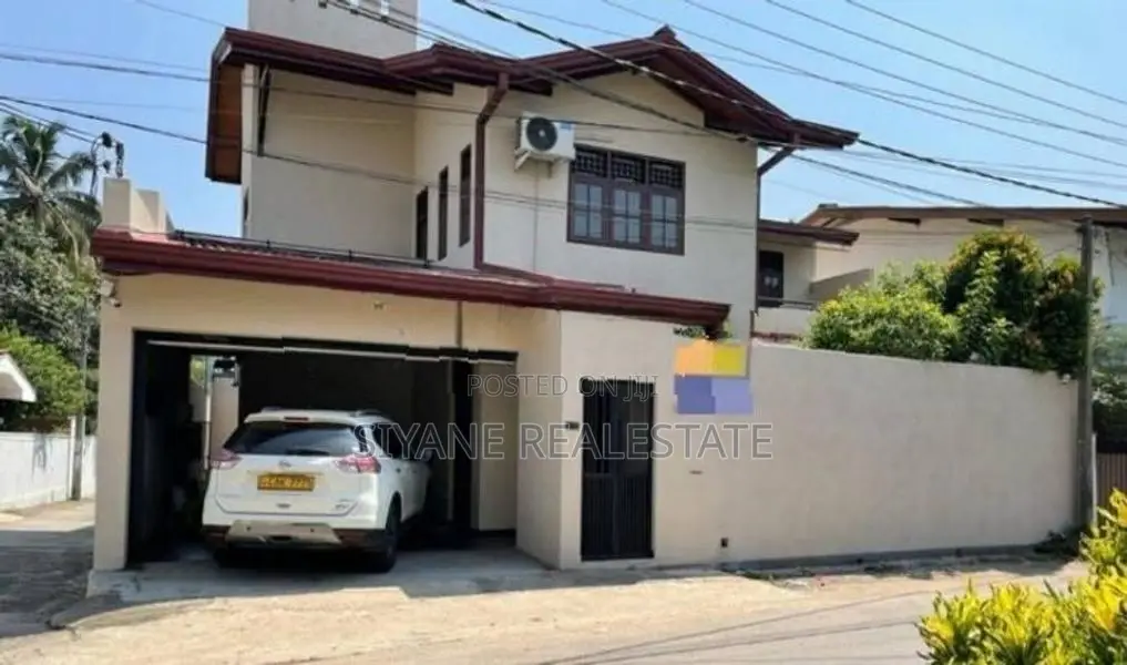 Fully Finished Luxury House For Sale Thalawathugoda