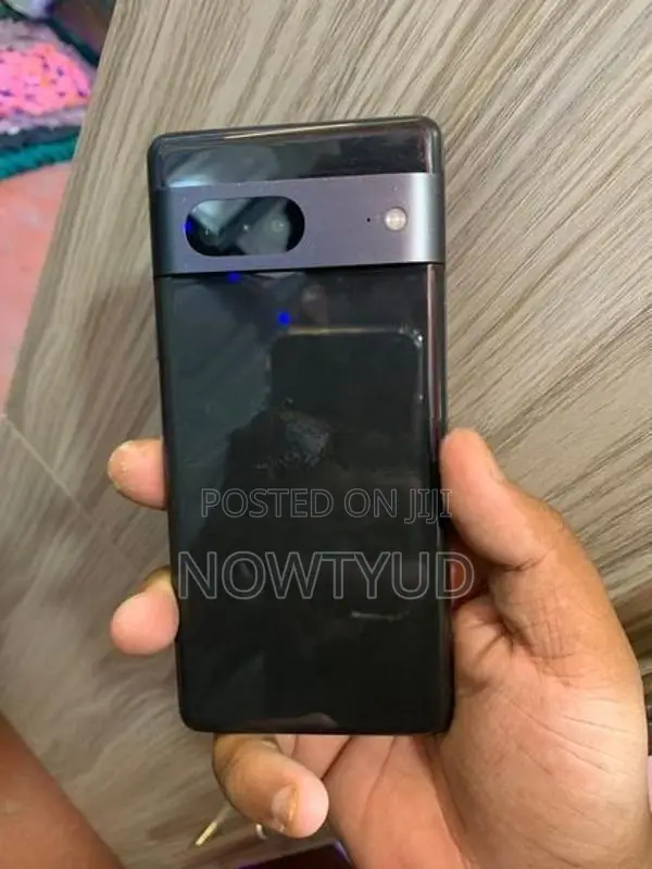 Google Pixel 7 8GB RAM 128gb (Used)
