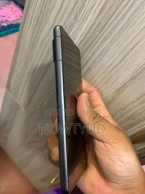 Google Pixel 7 8GB RAM 128gb (Used)