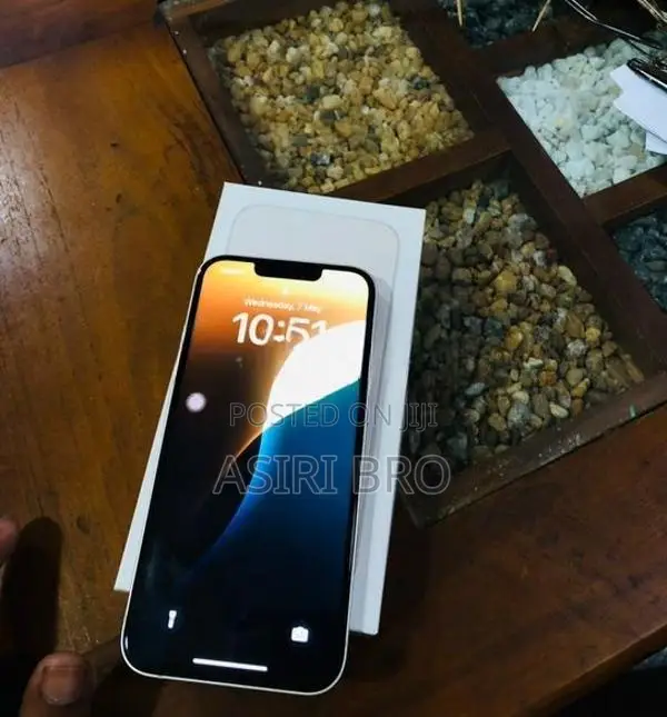 Apple iPhone 13 128GB (Used)