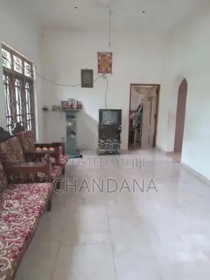 Two Storey House Wellawaya
