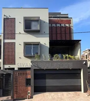 Luxury House in Moratuwa, Katubedda