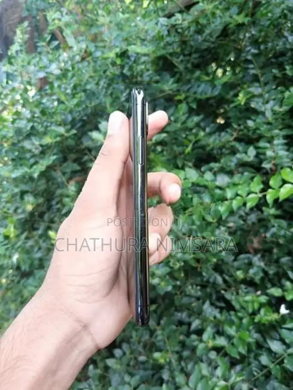 Apple iPhone XS 256GB (Used)