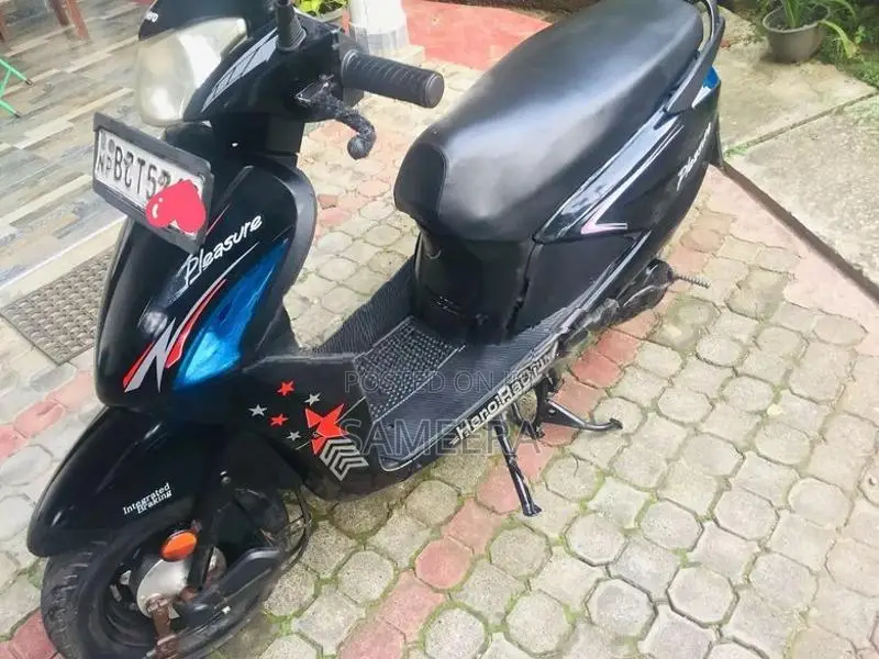 Hero Pleasure Plus 2015