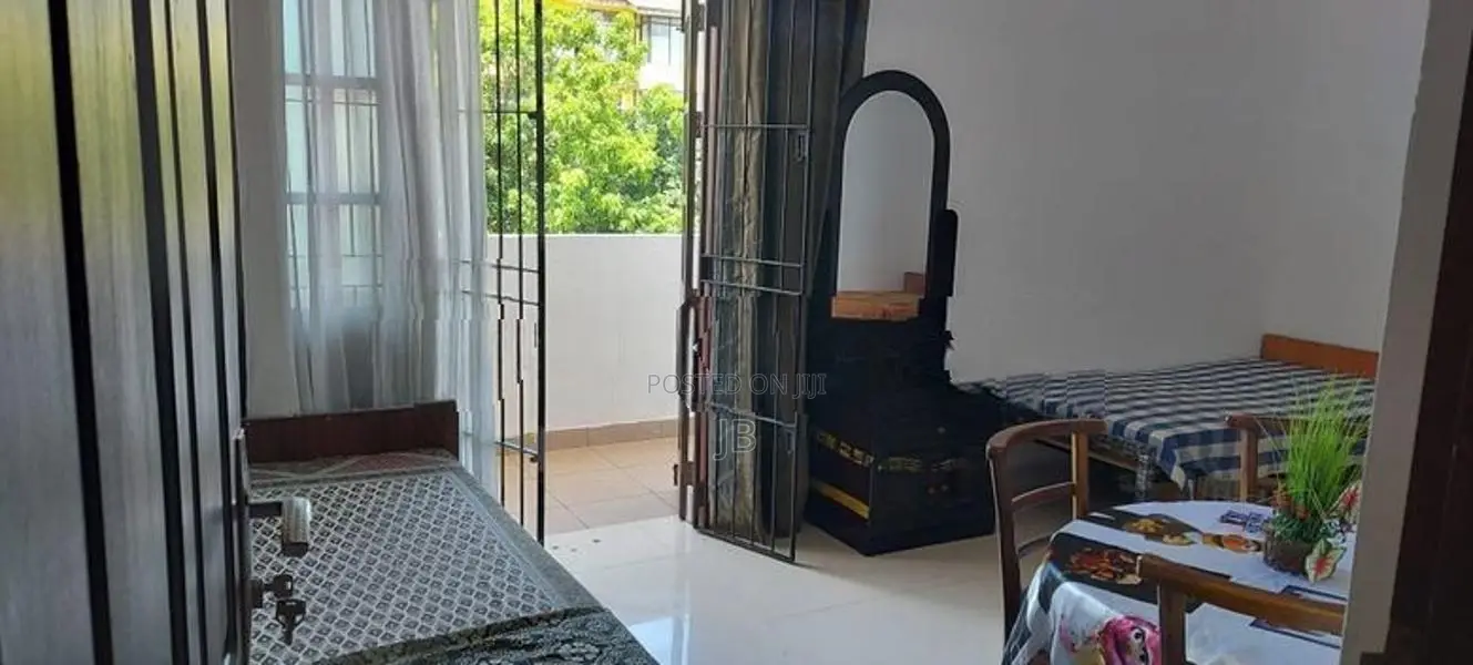 Boarding Room for Rent Dehiwala - Girls only