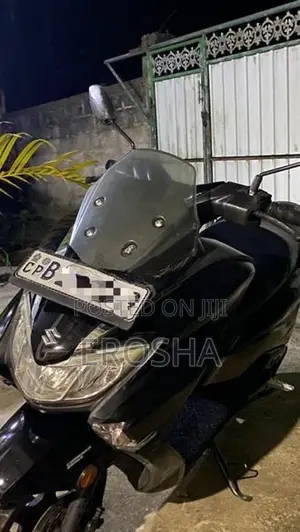 Suzuki Burgman 2019