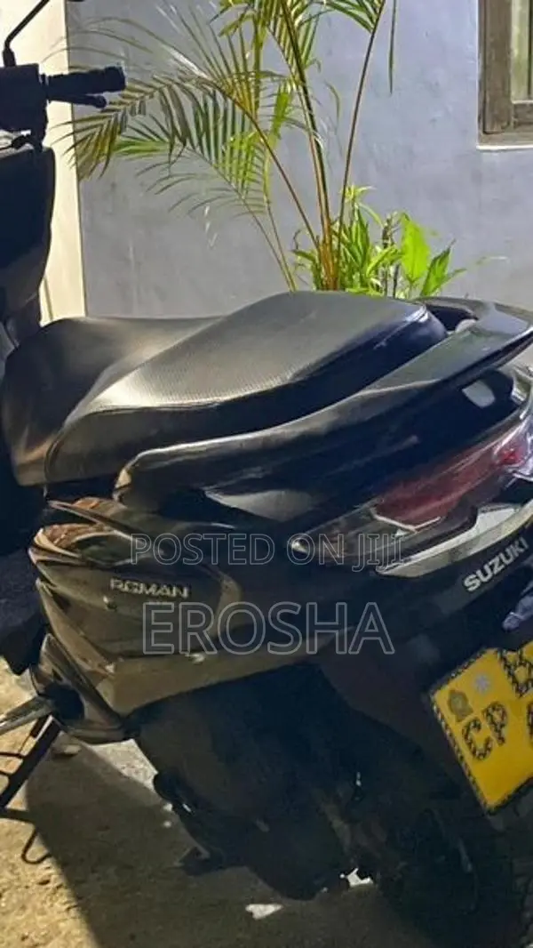 Suzuki Burgman 2019