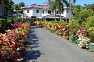 Commercial house for Sale in Dalawakotuwa,Negombo 88 Perches