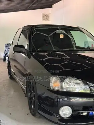 Toyota Starlet Glanza V 1997