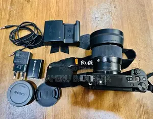 Sony ZV-E10 Mirrorless Camera