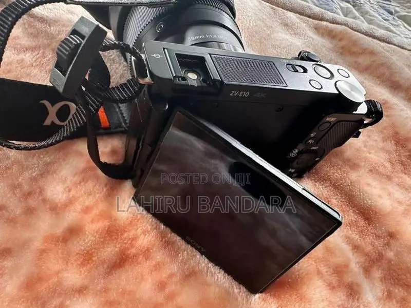 Sony ZV-E10 Mirrorless Camera